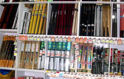 溪流渔具 精准定位与创新销售策略探析